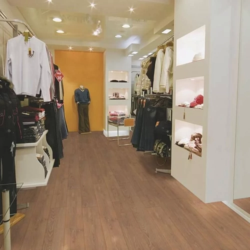 ДУБ СТОЛИЧНЫЙ ТЁМНЫЙ ЛАМИНАТ  KRONOTEX  MAMMUT ламинат для пола